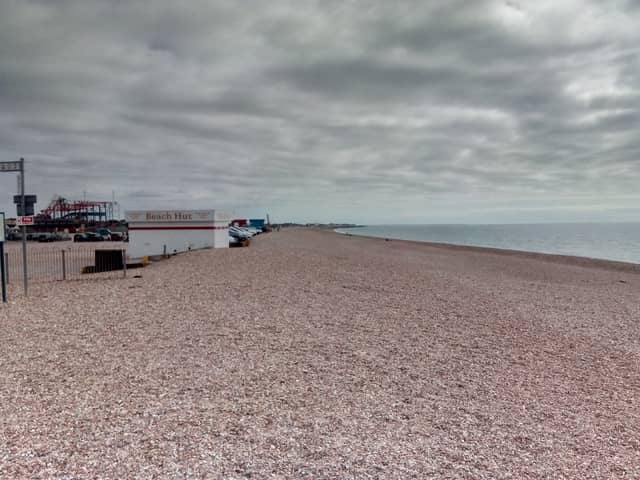 The Beachlands area of Hayling Island has been awarded the prestigious Blue Flag award for good water quality.