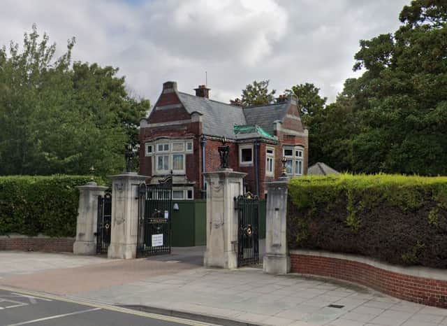 Milton Cemetery Lodge