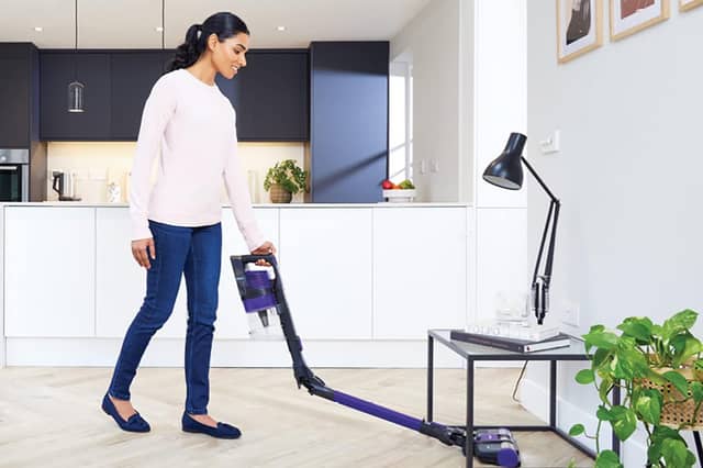 The Shark’s Flexology wand bends so you don’t have to – perfect for cleaning under furniture without moving it.