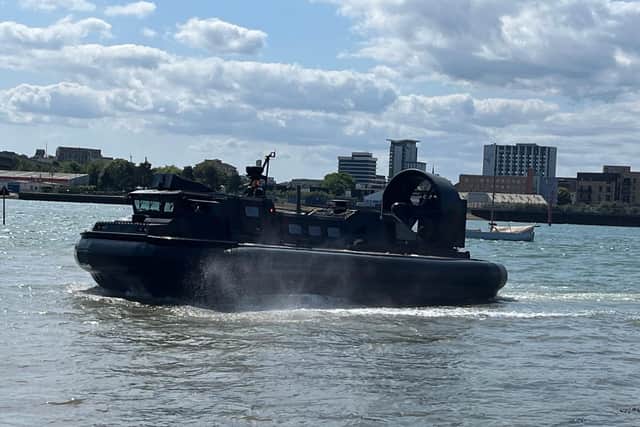 Three Royal Marines hovercraft have been sold to the Pakistan Navy.