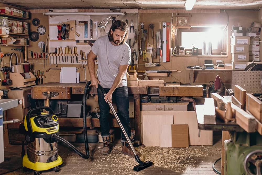 Soggy sawdust is no problem for the The Karcher WD6 P Premium 