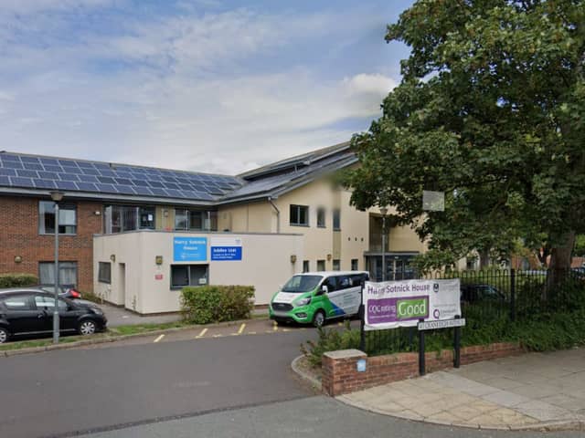 Nurses providing care at the Summerlee unit in Harry Sotnick House have been advised to apply for other jobs as the NHS Trust looks to turn to home focussed support.