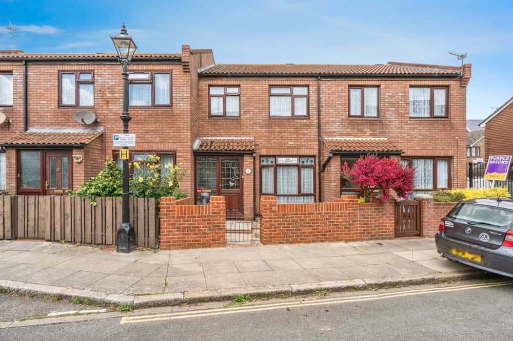 Three-bedroom Portsmouth terrace smart family home with garden and two reception rooms for £300,000