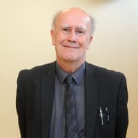 Former Gosport council leader Peter Chegwyn stands down saying ‘I need a break’