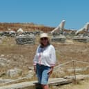Marion visits the Lions of Delos