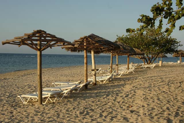 Holidaymakers start to miss home just five days into a holiday.
