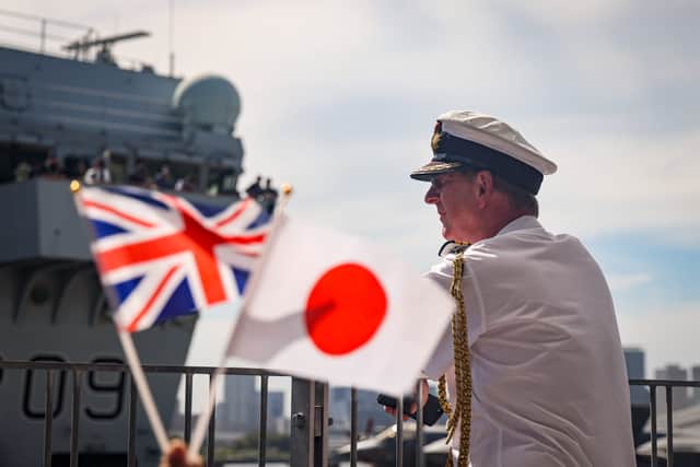 HMS Prince of Wales leaves Tokyo