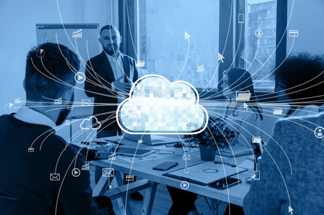 The team working on Saas Cloud concept