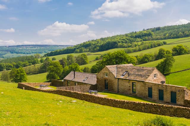 Pingle Cottage with its beautiful Peak District backdrop