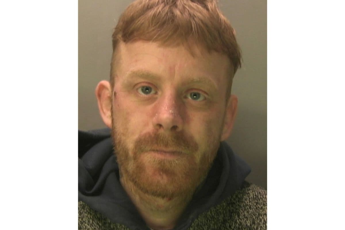 Polizei fahndet nach Mann aus Sussex mit Verbindungen nach Portsmouth ...
