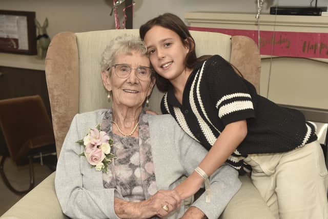 Pictured is: Mabel Kidney with her great granddaughter Poppy Moss (10).
