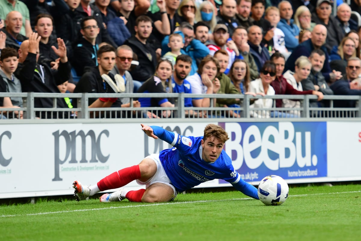 From south-coast derby star to unused sub: Portsmouth boss lifts lid on popular player's surprise absence