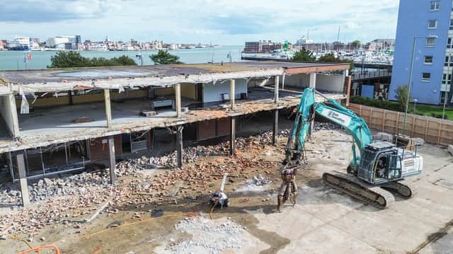 Demolition of Gosport bus station to make way for the new 'People's Park on Wednesday 24th September 2025
Picture: Habibur Rahman