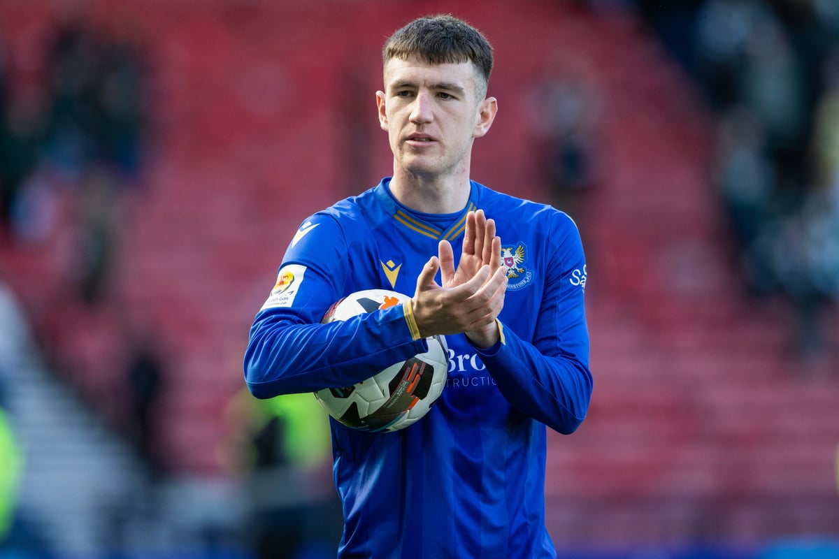 Portsmouth striker makes international mark as he fires Championship message to Mousinho