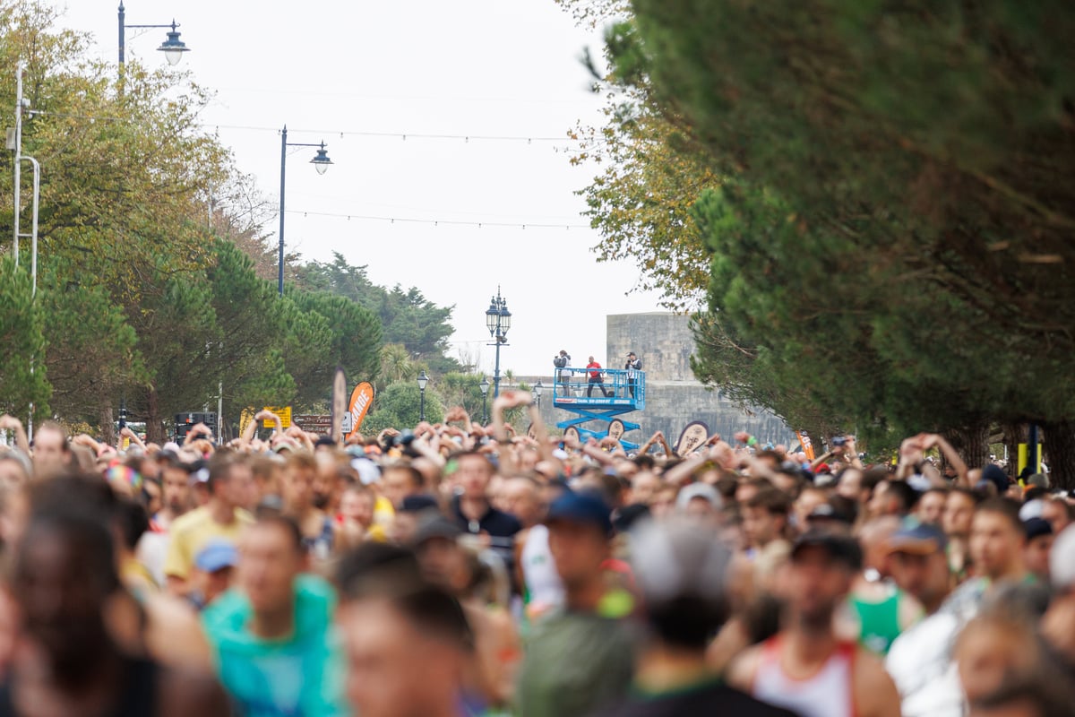 Over 25,000 people take part in Great South Run as mega event celebrates 35th anniversary