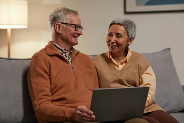 Pensioners will start receiving Winter Fuel Payments worth up to £300 from mid-November (Photo: Pexels)
