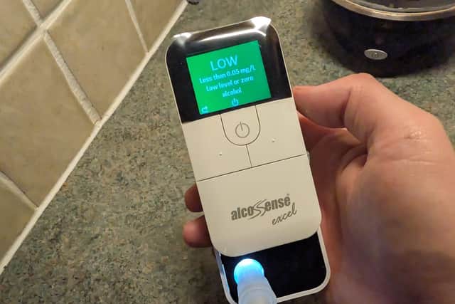 The AlcoSense Excel gives you a clear indication of whether or not you're safe to drive