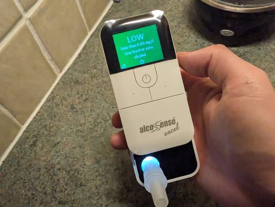 The AlcoSense Excel gives you a clear indication of whether or not you're safe to drive