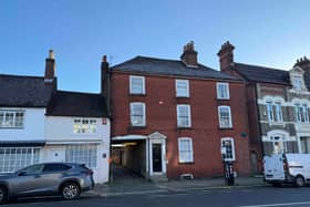 61 High Street, Fareham, Hampshire, PO16 7BG - Clive Emson Auctioneers - online auction ending February 11, 2026.