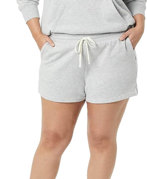 Amazon Essentials Women's Fleece Shorts