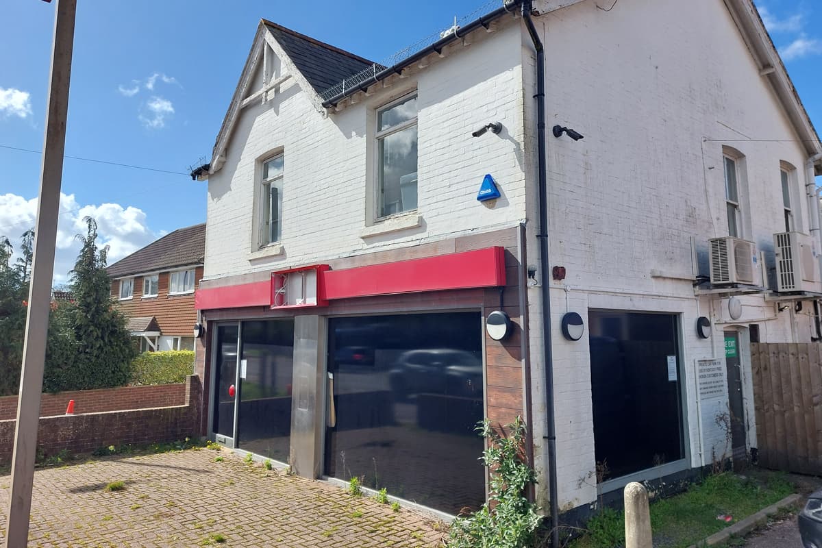 Former KFC site still vacant despite gaining late night drinks licence ...