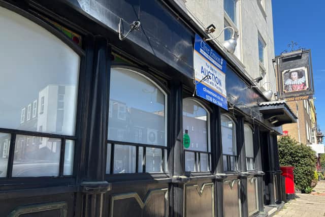Old Portsmouth's Duke of Buckingham Pub and Hotel remains unsold after going up for auction.
Picture: Sarah Standing
