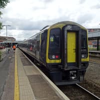 Tree blocking railway affecting services between Swanwick and Fareham stations