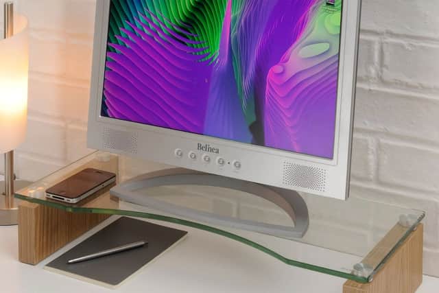 The glass version is really stylish, but it doesn't have a phone holder