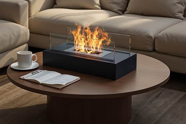 It's also suitable for indoor use, and it's very portable
