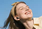 These noise cancelling ear buds cost less than £100 and have great sound quality