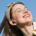 These noise cancelling ear buds cost less than £100 and have great sound quality