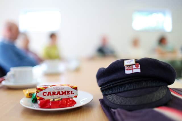 Tea and biscuits were offered to the veterans during the session.
