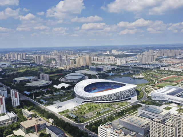The plan highlights five distinct features and centers on the comprehensive elevation of the city's eight qualities.