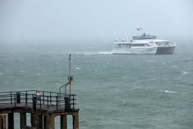 Wightlink fast cat  Chris Moorhouse (060626-05)