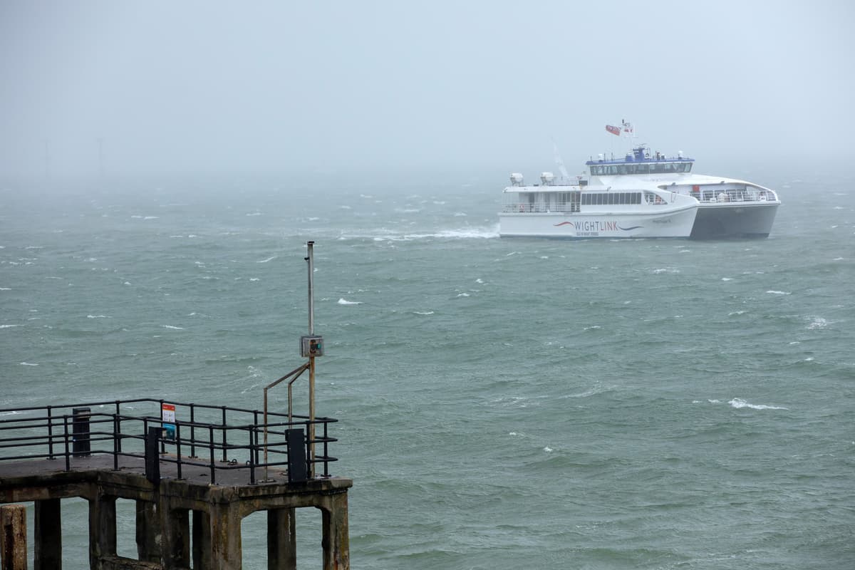 Wightlink and Hovertravel services from Portsmouth to the Isle of Wight ...