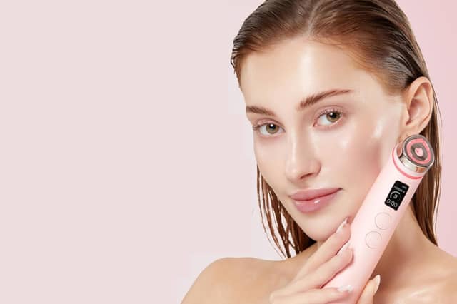 Amazon Prime Day deal slashes viral Medicube skincare device beauty insiders can't stop talking about