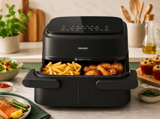 The Philips Dual Basket Airfryer uses a removable divider to create two 3.55-litre cooking zones
