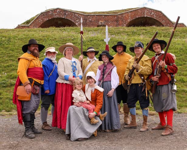 Sir Marmaduke Rawdon's regiment, The Sealed Knot. Big History Weekend at Fort Nelson, Portsdown Hill
Picture: Chris Moorhouse (040726-23)