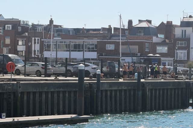 Police speak to children at The Camber following an "extremely dangerous" trend.