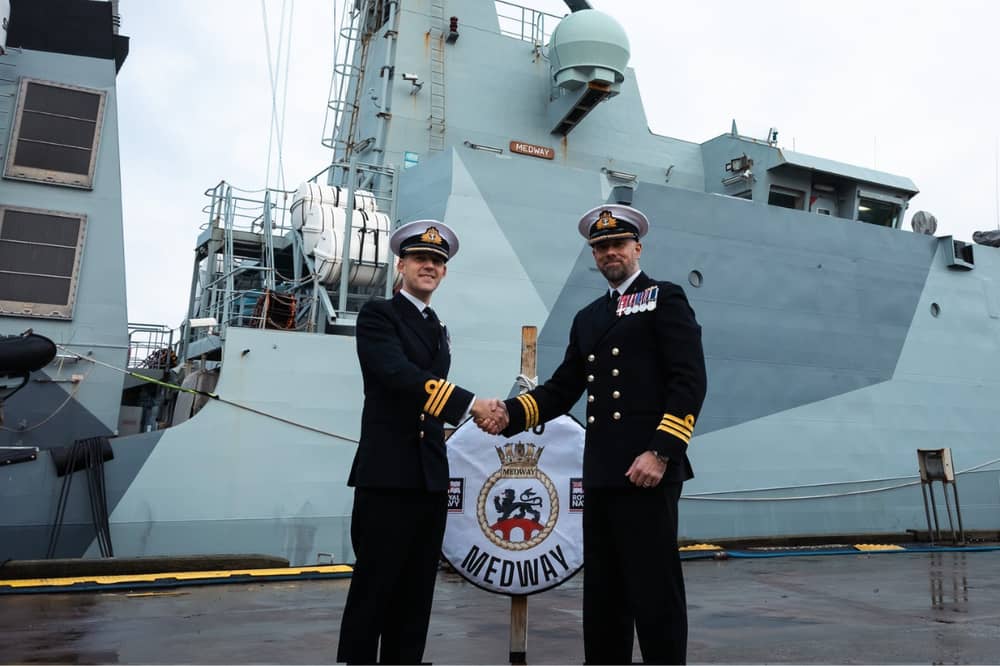 Commander Craig Clark has become the new Commanding Officer of HMS Medway replacing Cdr James Tibbitts MBE. This comes shortly after the ship conducted  a patrol to a Chilean port, prompting  brazen insults from Argentina.