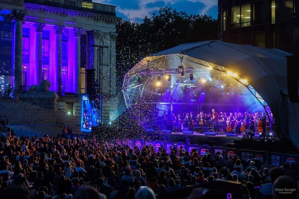 Summer Concert in the Guildhall Square. Picture - Steve Spurgin
