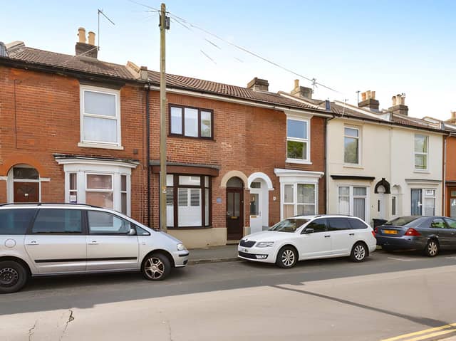 Set in a convenient Buckland location, the home is just a short walk from the park and nearby everyday amenities.