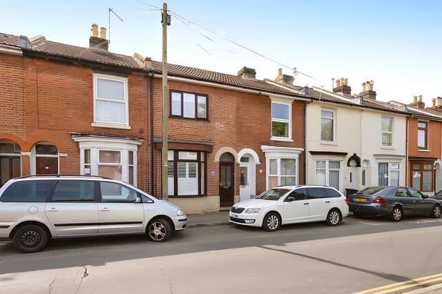 Set in a convenient Buckland location, the home is just a short walk from the park and nearby everyday amenities.
