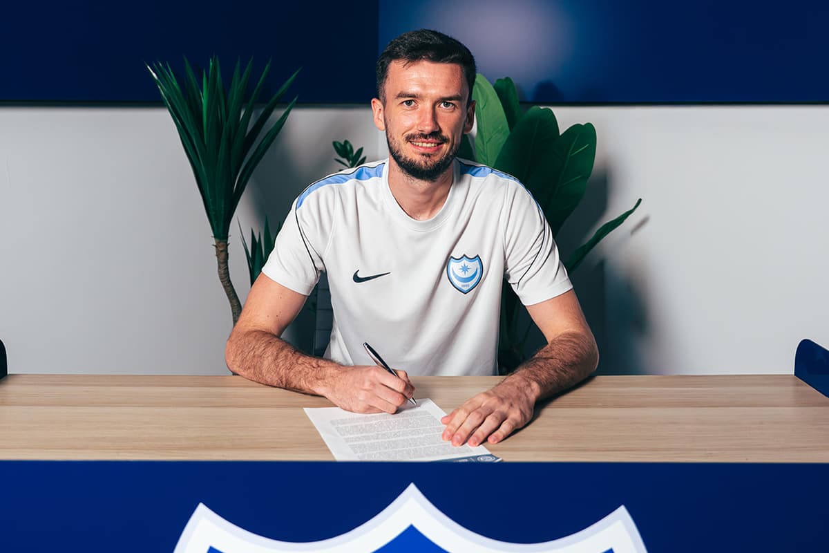 Perfekter Transfer: Torwart wechselt für 600.000 € zu Portsmouth ...