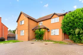 This impressive detached home makes a striking first impression in one of Cosham's sought-after residential settings.