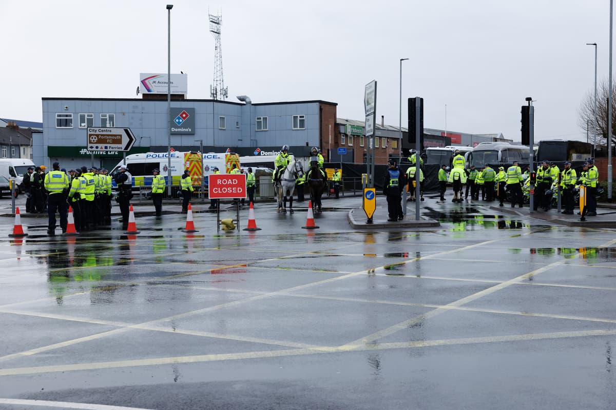 Störenfriede werden gewarnt: Großeinsatz der Polizei beim Spiel Portsmouth ...