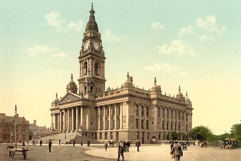 Portsmouth Guildhall, before the Second World War 