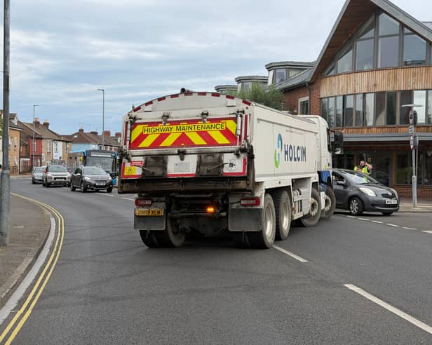 Lorry has broken down in the middle of Copnor Road 