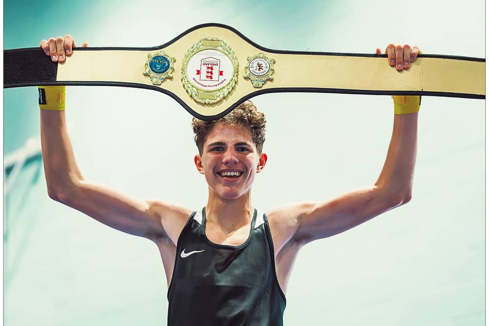 Billy Peck shows off his Ringside Box Cup belt