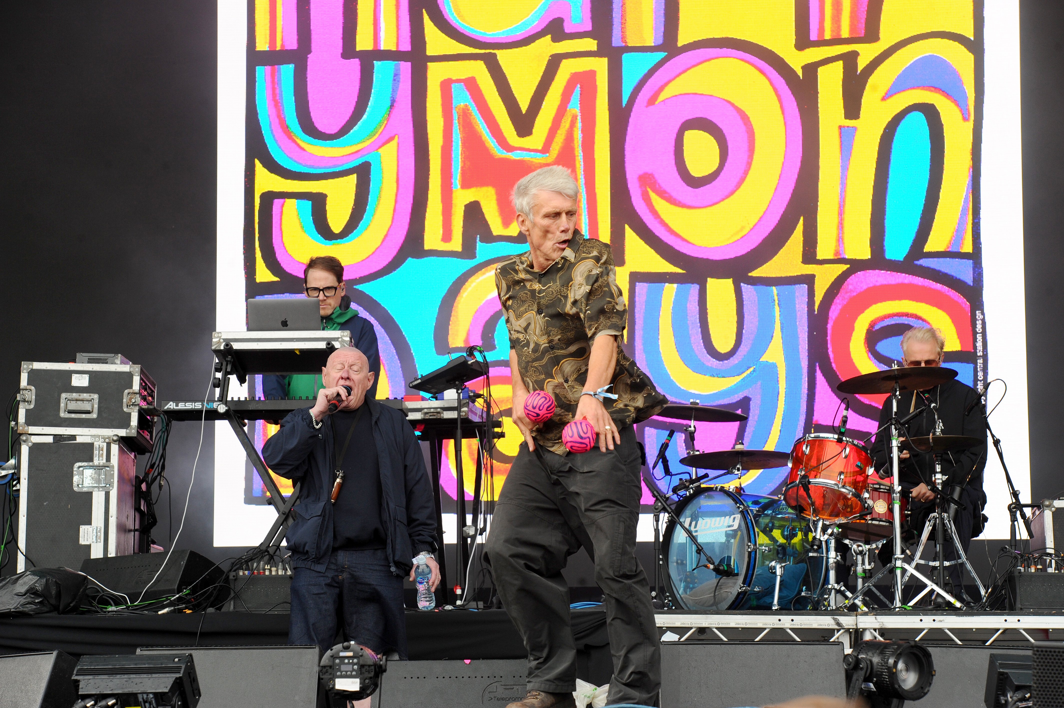 Victorious Festival 2026: Happy Mondays bring nostalgic 90s vibes to Southsea - Pictures